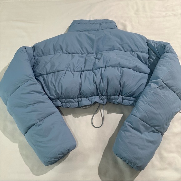 *New*Light blue Cropped Puffer Jacket size small - Picture 5 of 12